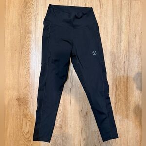 VIRUS Black High-Waisted Leggings